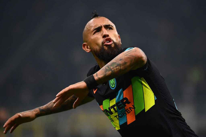 Enam menit berelang, Inter merestorasi keunggulan mereka lewat umpan Dzeko yang diselesaikan dengan sontekan mendatar Vidal di muka gawang tim tamu.