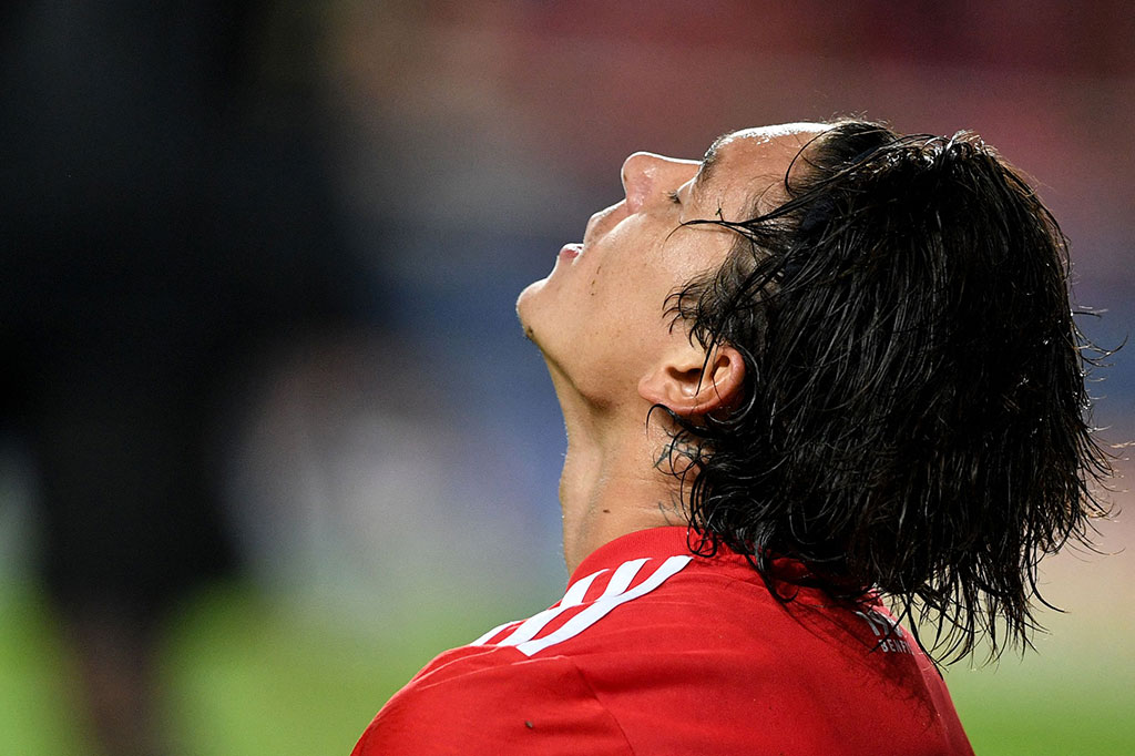 Giliran Benfica mendapatkan peluang emas lewat tembakan jarak dekat Darwin Nunez pada menit ke-33. Tetapi bola masih bisa ditepis kiper Bayern Manuel Neuer dan hanya berbuah sepak pojok.