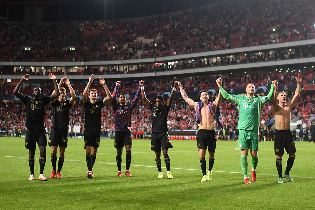 Berkat kemenangan tersebut, Bayern kukuh di puncak klasemen grup E dengan raihan sembilan poin. Sementara itu Benfica tertahan diperingkat dua dengan raihan empat poin.
