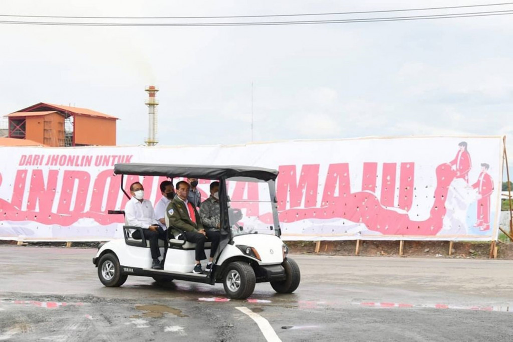 Pabrik ini akan memproduksi Biodiesel dan minyak goreng dengan kapasitas produksi 60 ton per jam. Mereka memerlukan sekitar 1.600 ton per hari tandan buah segar (TBS). 