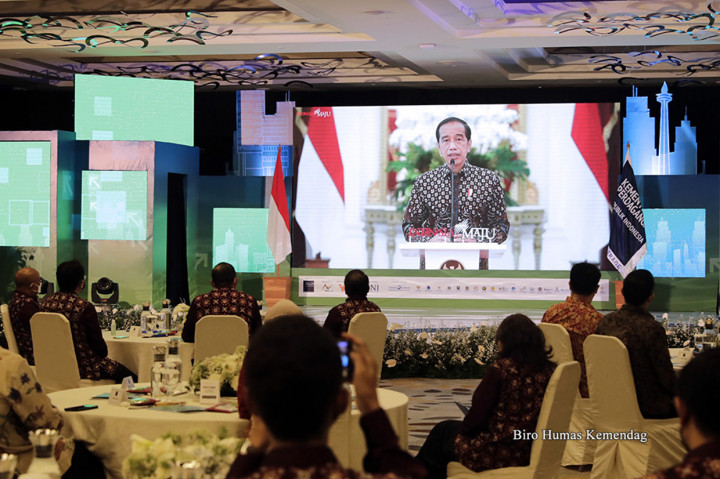 Presiden Jokowi menyampaikan, pelaksanaan TEI kali ini merupakan wujud adaptasi dan inovasi penyelenggaraan pameran terhadap kondisi terkini. Indonesia optimis bahwa perdagangan dan investasi akan meningkat, serta perekonomian Indonesia juga akan semakin berkembang.