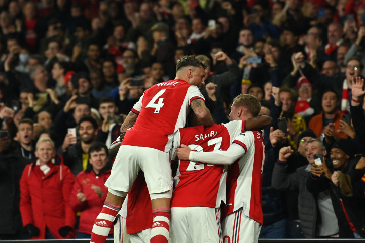 Kemenangan ini tak hanya sekedar membuat Arsenal sukses meraup tripoin. The Gunners juga berhasil memutus tiga hasil negatif beruntun kala melawan Aston Villa.