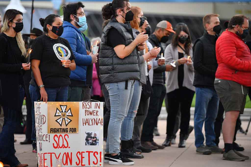 Hutchins terbunuh di lokasi saat syuting film 'Rust' di Bonanza Creek Ranch dekat Santa Fe, New Mexico pada Kamis, 21 Oktober 2021. 
