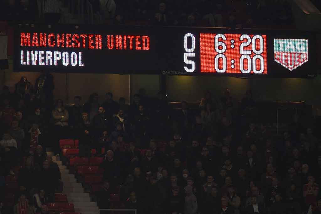 Kemenangan dalam big match itu mengantarkan The Reds kembali ke posisi kedua klasemen sementara dengan koleksi 21 poin. Sedangkan MU, yang kini melewatkan empat pertandingan nirmenang, tak beranjak dari urutan ketujuh dengan 14 poin.