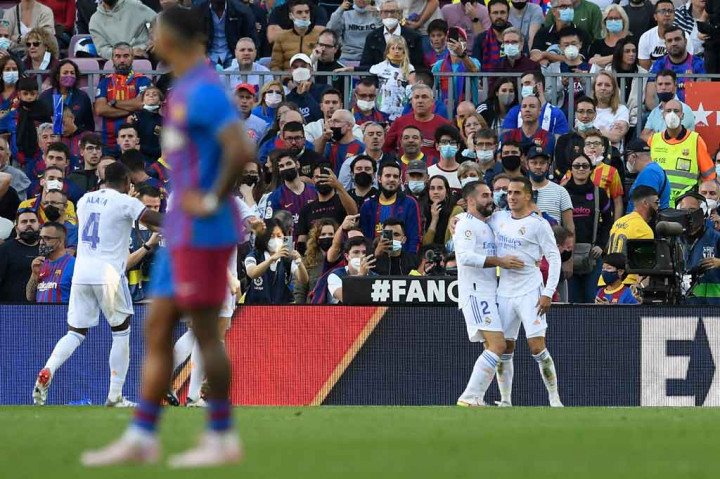 Memasuki masa injury time, Real Madrid berhasil menggandakan keunggulan melalui gol Lucas Vazquez. Berawal dari serangan balik, Marco Asensio melepaskan tembakan yang berhasil dimentahkan Ter Stegen, tetapi bola muntah disambar oleh Vazquez untuk mengubah kedudukan jadi 2-0.