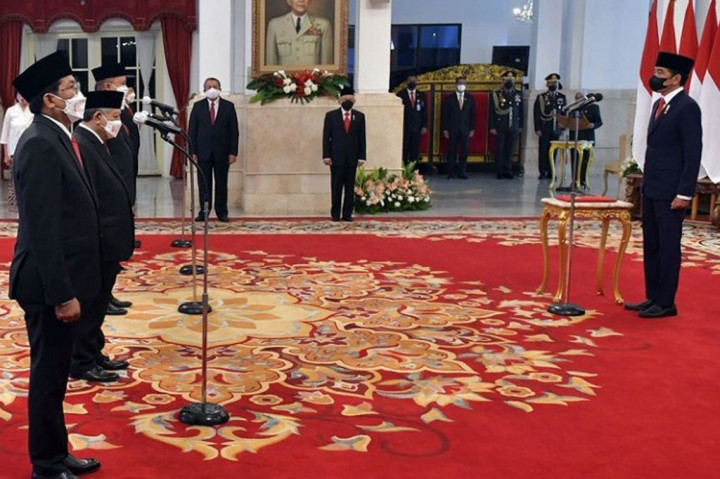 Pelantikan itu berdasarkan Keputusan Presiden RI Nomor 127/P Tahun 2021 tentang Pengangkatan Duta Besar Luar Biasa dan Berkuasa Penuh Republik Indonesia yang ditetapkan di Jakarta, 22 Oktober 2021.