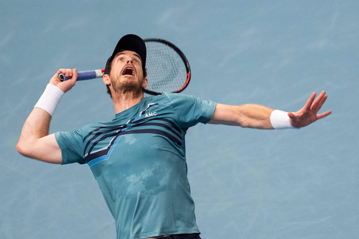 Juara Grand Slam tiga kali, yang peringkatnya turun menjadi 156 setelah serangkaian cedera tersebut, selanjutnya akan bertemu bintang remaja Spanyol Carlos Alcaraz di putaran kedua turnamen yang dimenangkannya pada 2014 dan 2016.