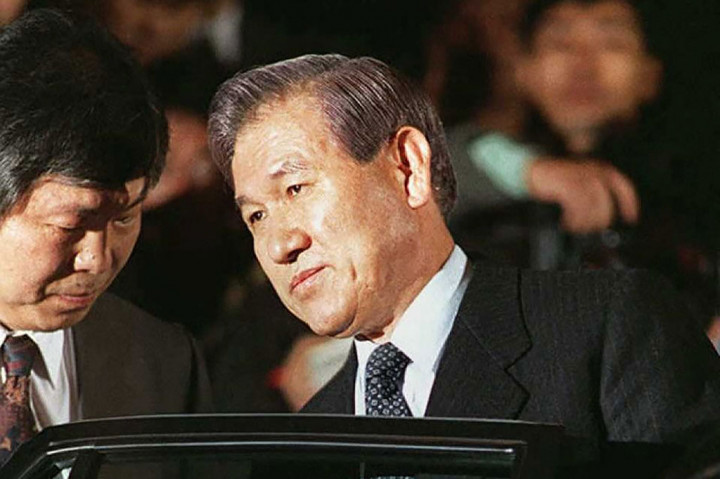 Jakarta: Mantan Presiden Korea Selatan Roh Tae-woo, meninggal dunia karena sebab alami pada hari Selasa, 26 Oktober 2021, di usia 88 tahun.
