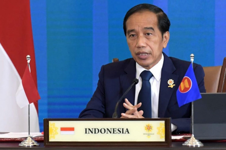Presiden Joko Widodo (Jokowi) menyampaikan tiga hal yang dapat menjadi fokus ASEAN Plus Three (APT) dalam pembangunan ketahanan kesehatan.