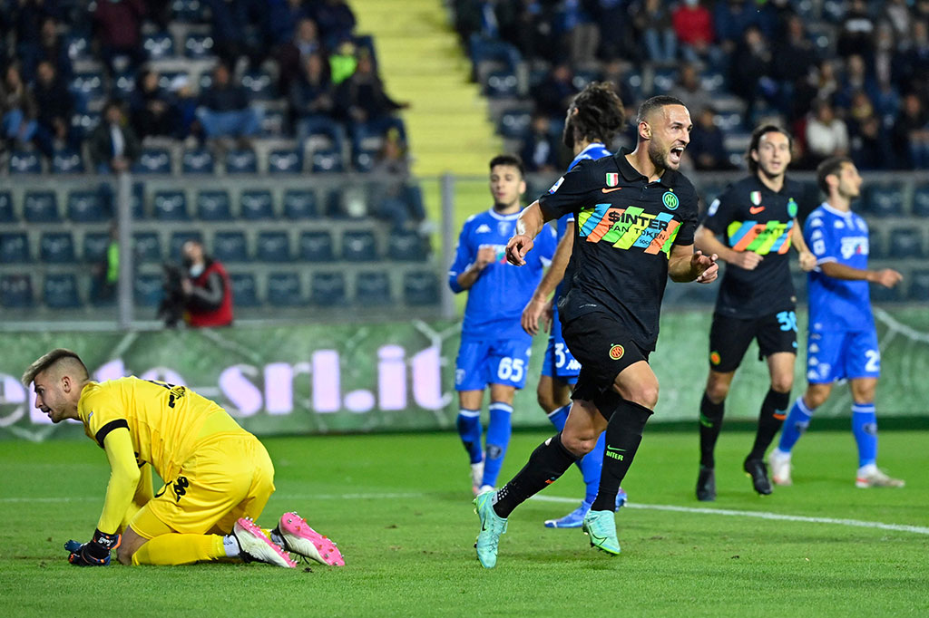 Mampu meredam beberapa ancaman tuan rumah di awal laga, Inter akhirnya berhasil membuka keunggulan lewat tandukan Danilo D'Ambrosio usai menyambut tendangan bebas Alexis Sanchez pada menit ke-34.