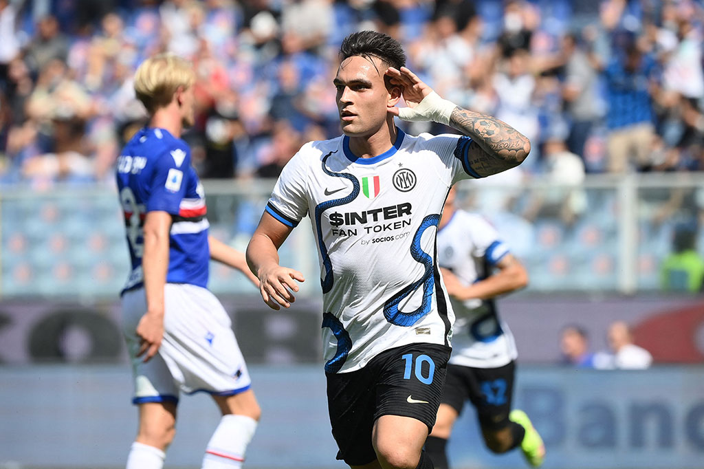 Menurut laporan Sky Sports, Inter telah menghilangkan klausul pelepasan senilai 111 juta Euro (sekitar Rp1,84 triliun) dalam kontrak Martinez agar klub yang berminat merekrutnya harus membuat kesepakatan harga dengan Nerazzurri.