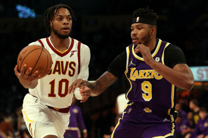Kemudian, Darius Garland memberikan 11 assist, yang tertinggi dalam pertandingan malam itu. 