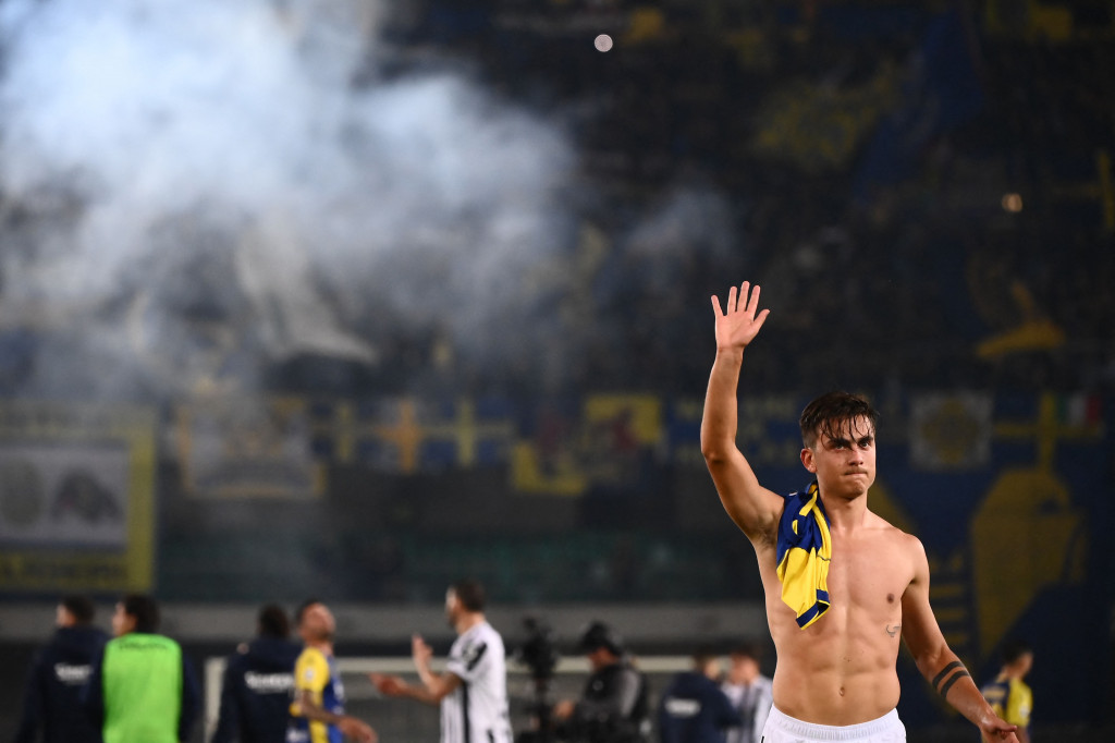 Sekarang, Juventus baru mengambil 15 poin dari 11 laga dan terjebak di peringkat kedelapan klasemen.