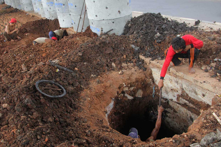 Sejauh ini Pemprov DKI baru membangun sumur resapan di 6.233 titik.