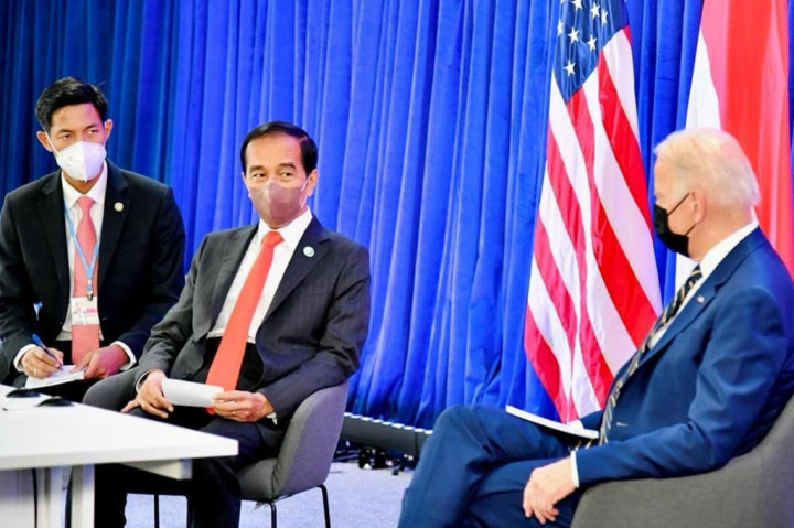 Setidaknya ada empat hal yang dibahas dalam pertemuan bilateral tersebut. Pertama, Indonesia menghargai kerja sama bidang kesehatan selama pandemi kedua negara. 