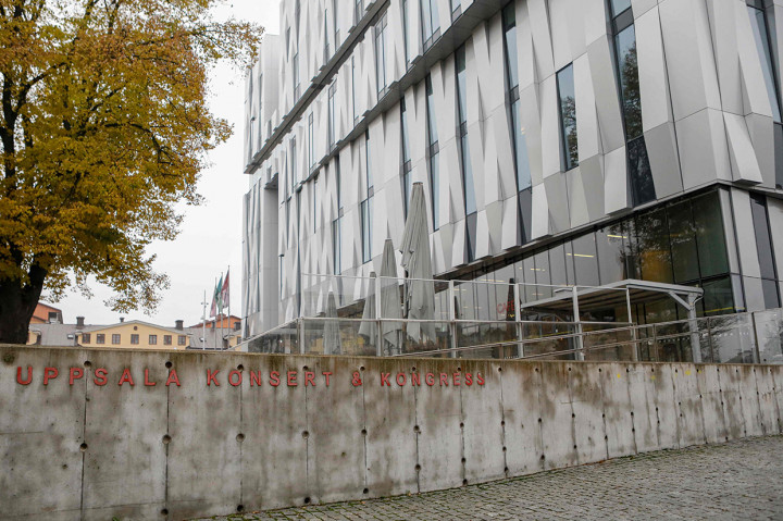 Dilansir dari kantor berita AFP, Rabu, 3 November 2021, sekitar seribu orang berkumpul di gedung Uppsala Konsert & Kongress dalam konser penghormatan legenda ABBA, Bjorn Ulvaeus dan Benny Andersson, dengan cover lagu-lagu hits mereka.
