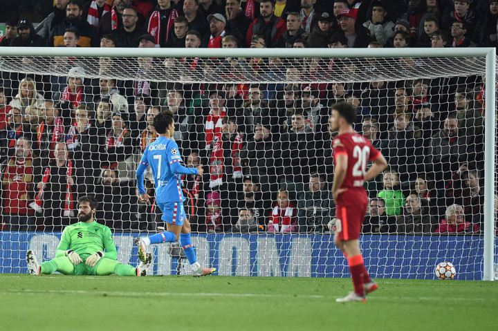 Pada menit ke-57 Luis Suarez sempat memperkecil ketertinggalan setelah tembakannya berbelok mengenai Matip sehingga mengecoh Alisson. Tapi setelah tinjauan VAR, gol itu juga dianulir karena Jose Gimenez kedapatan sudah lebih dulu offside. Tidak ada tambahan gol lagi hingga laga usai. 