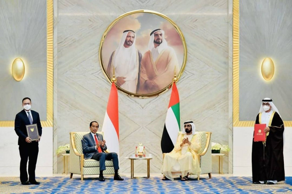 Setelah itu, Presiden Jokowi bersama Pangeran MBR menyaksikan pertukaran sejumlah nota kesepahaman atau memorandum of understanding (MoU).