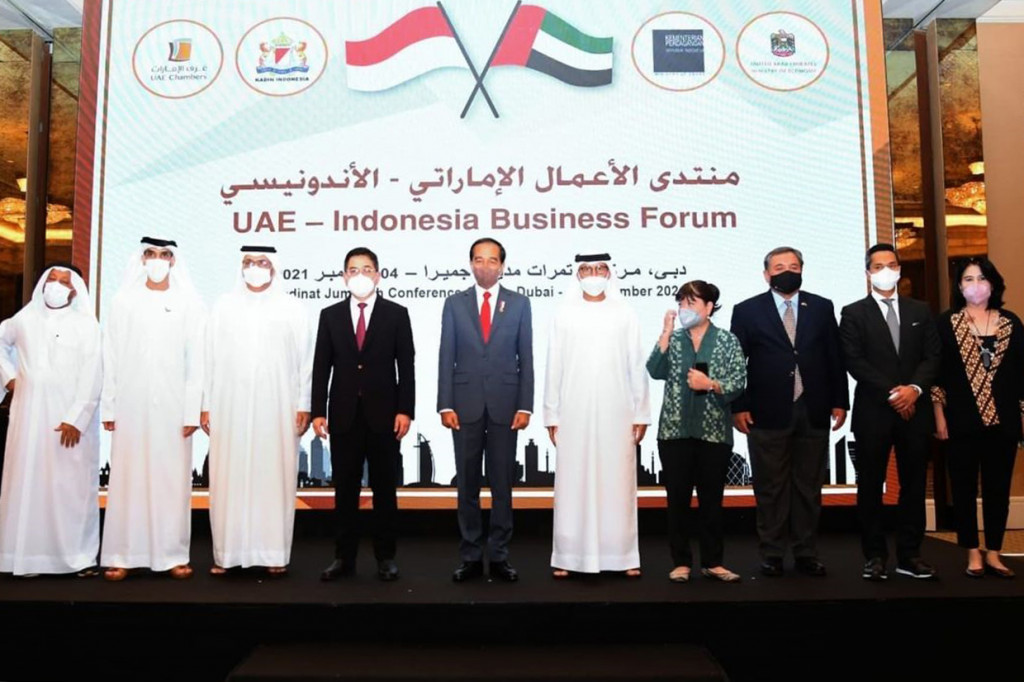 Presiden Jokowi menekankan pentingnya diversifikasi perdagangan dan mulai menegosiasikan Persetujuan Kemitraan Ekonomi Komprehensif (CEPA).
