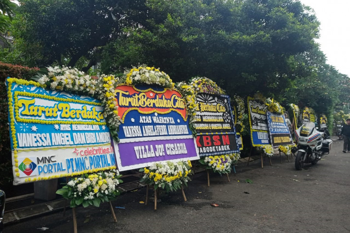 Diberitakan sebelumnya, Vanessa Angel dan Febri Andriansyah mengalami kecelakaan tunggal di Kilometer (Km) 673, Jawa Timur, pada Kamis, 4 November 2021, pukul 12.36 WIB.