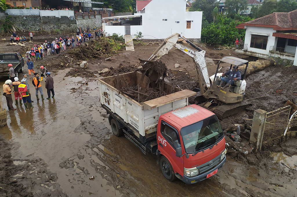 6 titik tersebut antara lain Dusun Sambong, Desa Bulukerto, Kecamatan Bumiaji; Jalan Raya Dieng, Desa Sidomulyo, Kecamatan Batu; dan Dusun Beru, Desa Bulukerto, Kecamatan Bumiaji. Kemudian, Desa Sumberbrantas, Kecamatan Bumiaji; Jalan Raya Selecta, Desa Tulungrejo, Kecamatan Batu; dan Dusun Gemulo, Desa Punten, Kecamatan Bumiaji.