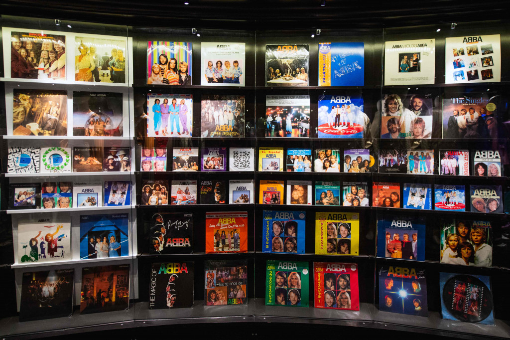 Agnetha, Bjorn, Benny, dan Anni-Frid -- membentuk akronim ABBA -- belum merilis musik baru sejak mereka berpisah pada 1982, setahun setelah album terakhir mereka The Visitor.