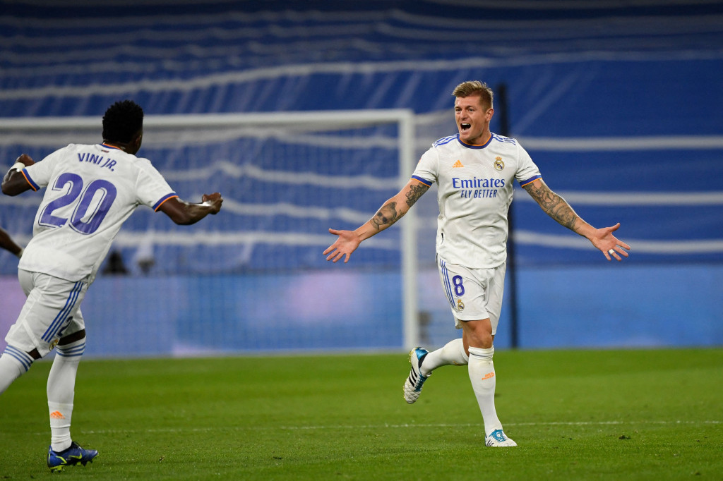 Dua gol Madrid dicetak di babak pertama oleh Toni Kroos dan Karim Benzema.