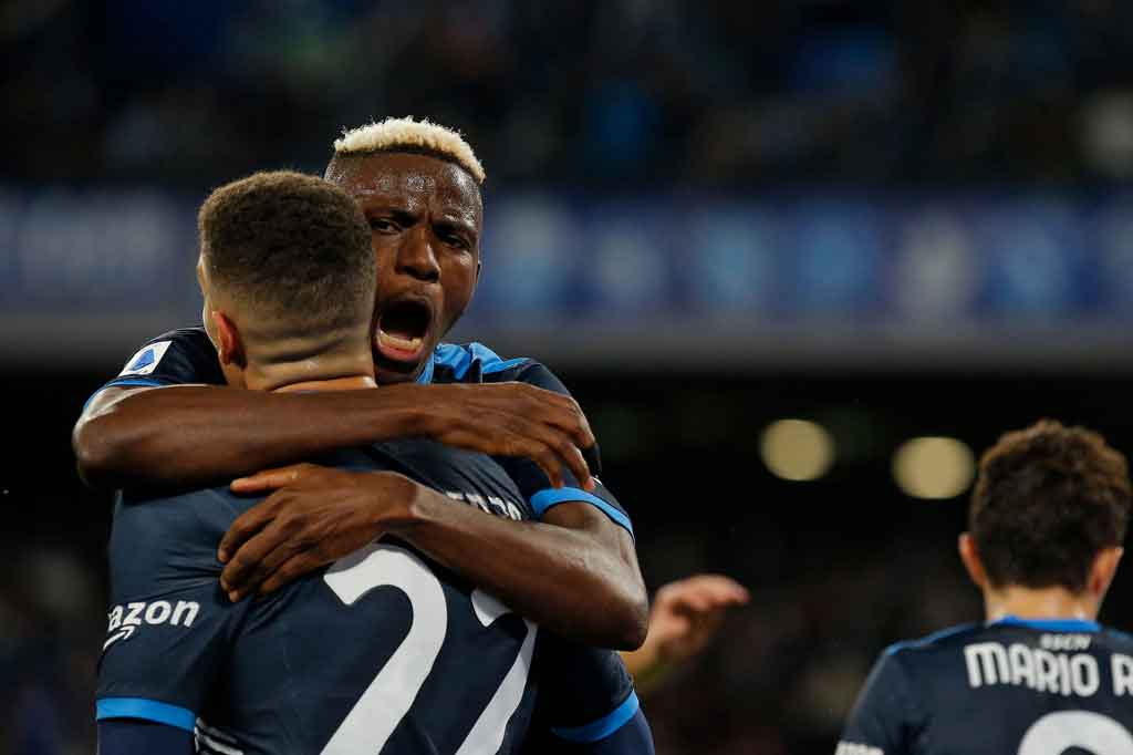 Namun, Napoli hanya butuh waktu lima menit untuk membuat kedudukan imbang setelah Giovanni Di Lorenzo melepaskan tembakan kaki kanan yang menyudahi situasi bola mati.