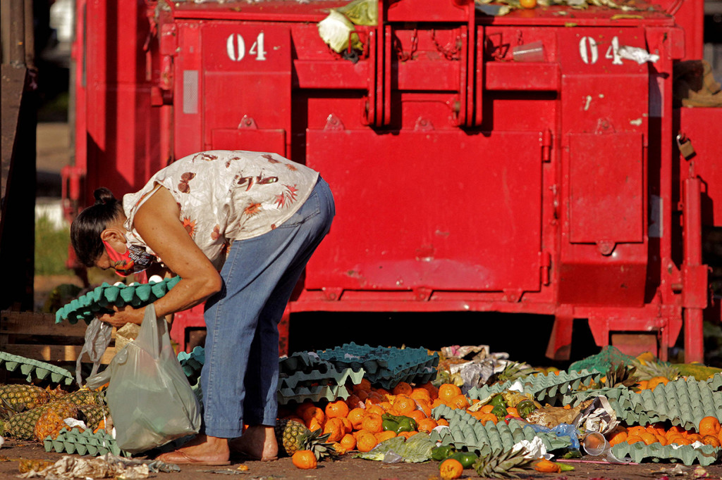 Menurut pemerintah Brasil, sekitar 19 juta orang warganya mengalami kelaparan selama setahun terakhir.