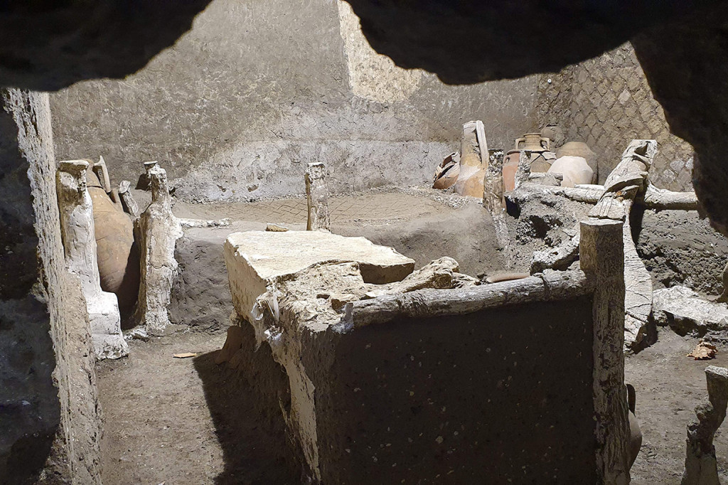 Arkeolog kembali berhasil mengungkap temuan  langka di Pompeii, kota kuno yang hancur karena letusan Gunung Vesuvius hampir 2000 tahun silam.