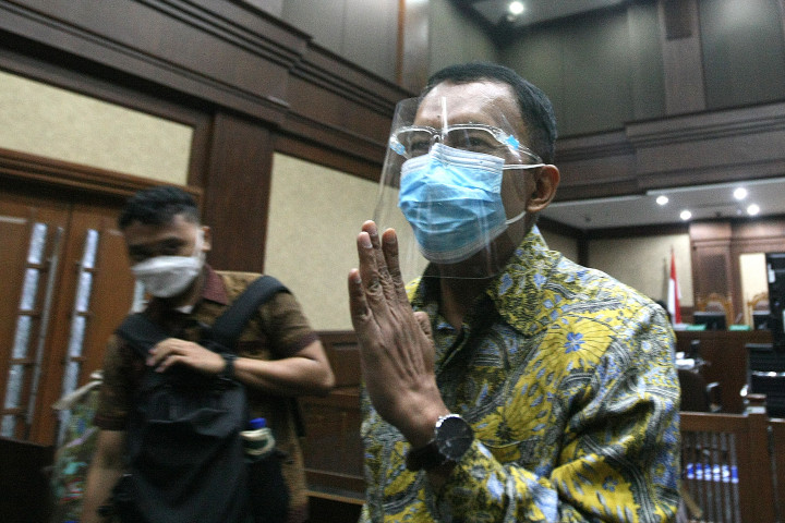 Diketahui dalam perkara ini Angin dan Dadan didakwa menerima suap senilai total Rp 57 miliar.
