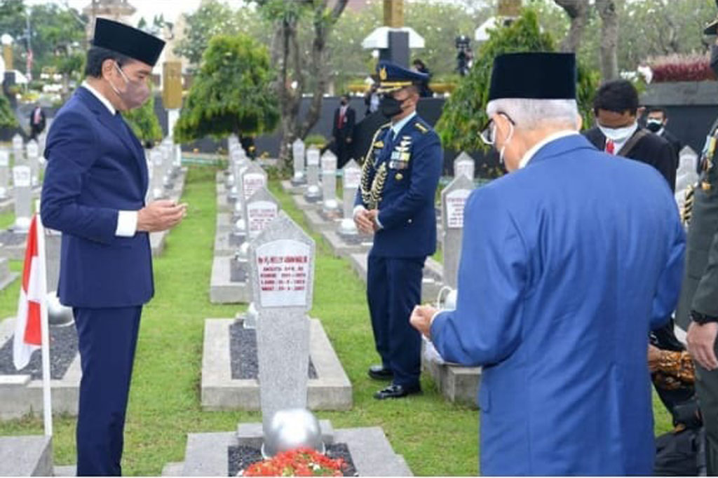 Presiden Pimpin Upacara Ziarah Nasional Hari Pahlawan di TMP Kalibata