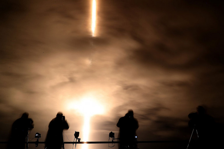 Pesawat ruang angkasa, yang disebut Endurance, akan berlabuh dengan ISS pada pukul 19:10 Kamis (0010 GMT Jumat).