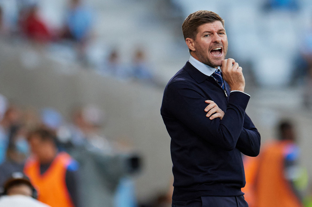Dalam kesepakatannya, Gerrard juga akan memboyong asisten pelatih Rangers, Gary McAllister, untuk kembali bekerja sama di tim yang bermarkas di Villa Park itu.