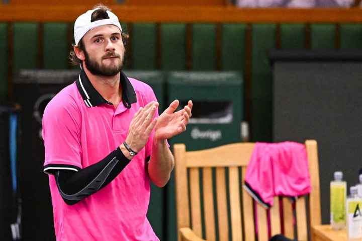 Paul, peringkat 52, mengalahkan juara Grand Slam tiga kali Murray dalam permainan tiga gim dengan skor 6-2, 3-6, 6-3.