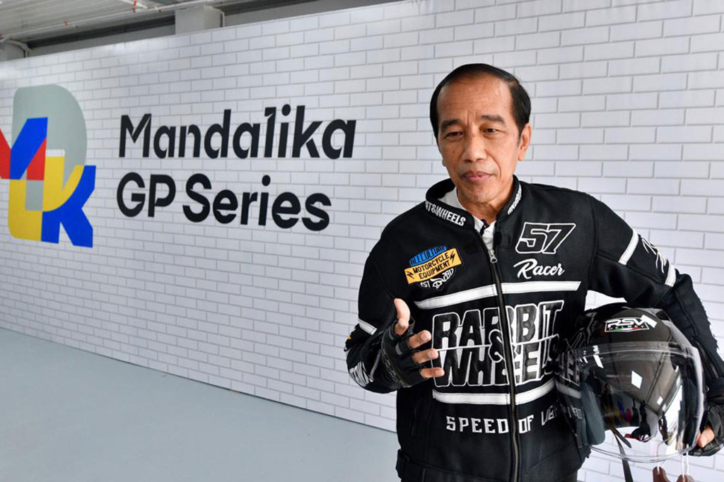 Setelah menjajal lintasan Sirkuit Mandalika, Presiden akan meresmikan sirkuit tersebut yang akan digunakan untuk perhelatan World Superbike 19-21 November mendatang.