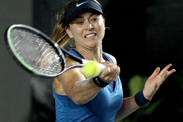 Petenis berusia 23 tahun, yang meraih gelar Indian Wells bulan lalu, itu menutup pertandingan di set kedua dengan kemenangan mudah pada debutnya di WTA Finals.