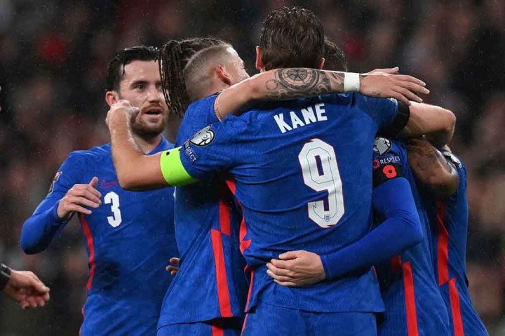 Kane melengkapi torehan hattrick-nya dengan tendangan voli akrobatis menyambut sepak pojok kiriman Phil Foden untuk memperlebar marjin keunggulan tuan rumah jadi 5-0.