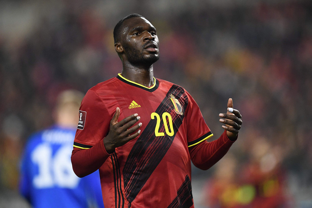 Belgia membuka keunggulan 1-0 ketika laga baru berjalan sebelas menit. Christian Benteke berhasil membobol gawang Estonia lewat sepakan jarak dekat.