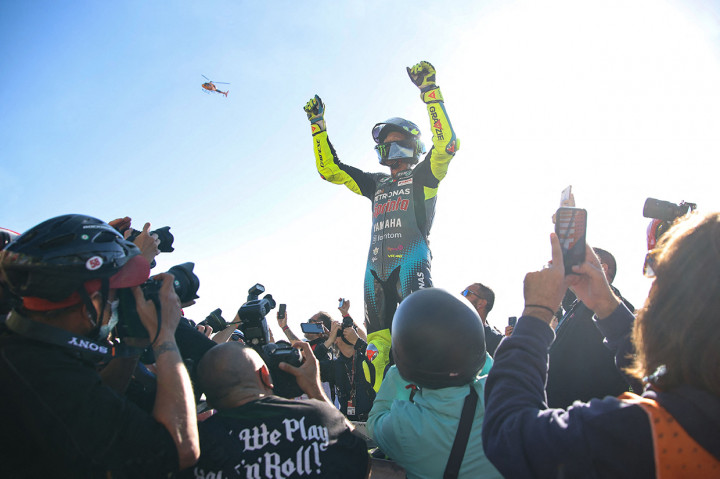 Sejak berkiprah di ranah profesional pada tahun 1996, Rossi tercatat telah memenangi 9 titel juara dunia balap motor, dengan 7 di antaranya tercipta di kelas premier.