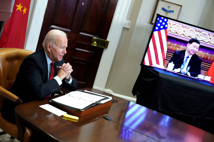 Biden menambahkan bahwa ia dan Xi harus memastikan bahwa hubungan kedua pihak tidak mengarah ke konflik terbuka. Salah satu upaya yang bisa dilakukan, menurut Biden, adalah dengan memasang pagar pembatas akal sehat.