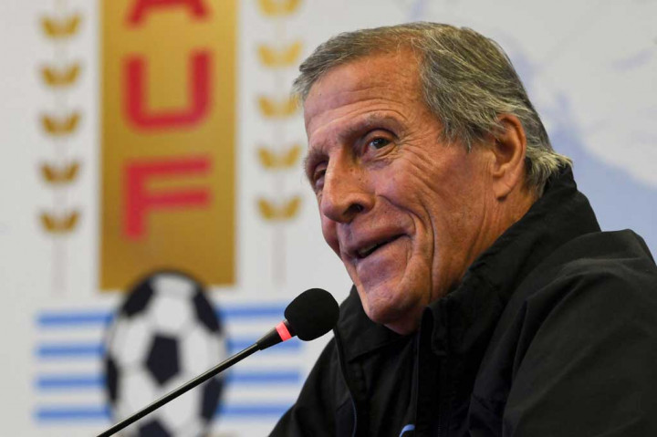 Kekalahan 0-3 dari Bolivia Selasa lalu adalah yang keempat berturut-turut yang membuat mereka menduduki urutan ketujuh klasemen kualifikasi Amerika Selatan untuk putaran final Qatar 2022. Itu artinya mereka satu poin di belakang Kolombia yang saat ini menempati urutan terakhir dari zona ini.