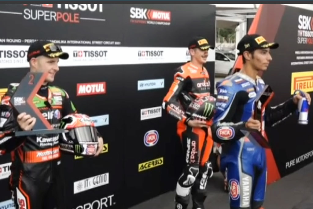 Pemuncak klasemen sementara World Superbike Toprak Razgatlioglu merebut pole position di Race 1 setelah tampil tercepat di babak kualifikasi Tissot Superpole di Sirkuit Mandalika, NTB, Sabtu, 20 November 2021.