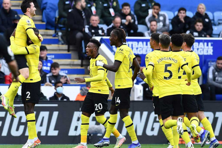 Chelsea menguasai jalannya laga sejak awal pertandingan. Mereka berhasil membuka keunggulan lewat tandukan Antonio Ruediger menyambut sepak pojok Ben Chilwell pada menit ke-14.
