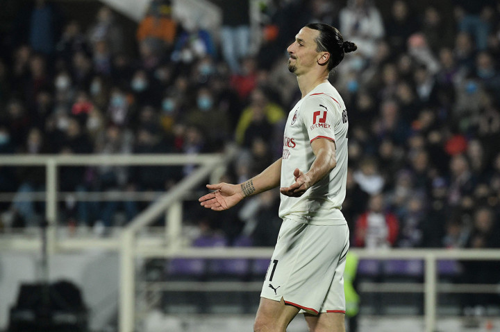 Brace Zlatan Ibrahimovic (62', 67') dan gol bunuh diri Lorenzo Venuti (90+6') tak mampu menandingi kuartet gol La Viola. 