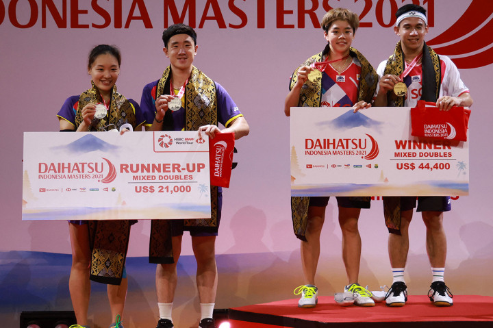 Dengan kemenangan ini skor pertemuan kedua pasangan menjadi 2-1 untuk Puavaranukroh/Taerattanachai. Sebelumnya, kedua pasangan pernah bertemu dua kali dan saling mengalahkan.