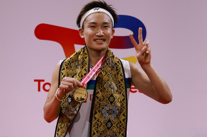 Kemenangan ini mengantar Momota pada gelar juara Indonesia Masters untuk pertama kali dalam kariernya sekaligus gelar pertamanya di 2021.