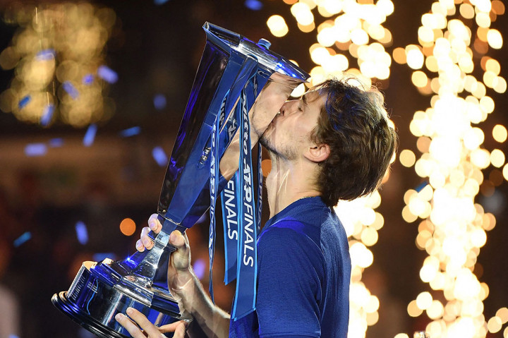 Alexander Zverev merebut gelar ATP Finals keduanya setelah mengalahkan Daniil Medvedev dalam laga final di Turin, Italia, Senin, 22 November 2021 dini hari WIB.