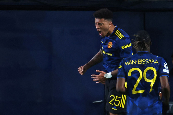 Pada menit ke-90, MU menggandakan keungggulan lewat Jadon Sancho dengan menyelesaikan skema serangan balik. Ini merupakan gol perdana Jadon Sancho bersama MU sejak bergabung dari Borussia Dortmund awal musim ini. Skor 0-2 menutup laga Villarreal vs MU.