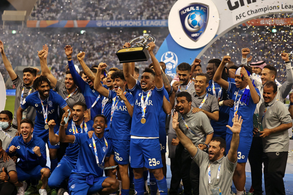 Klub Arab Saudi Al Hilal menjadi juara Liga Champions Asia 2021 usai menumbangkan wakil Korea Selatan, Pohang Steelers dengan skor 2-0.